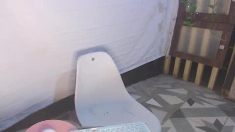 tasteofinnocentxx online show from 10, 10, 2025