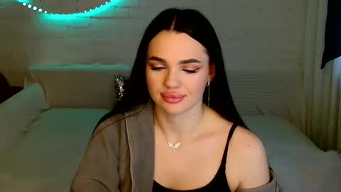 tasty_babyy online show from 12, 11, 2025