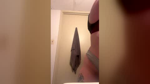 tastycakes999 online show from 21, 12, 2025