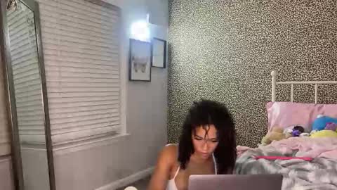 Tate Harper  online show from 7, 6, 2026
