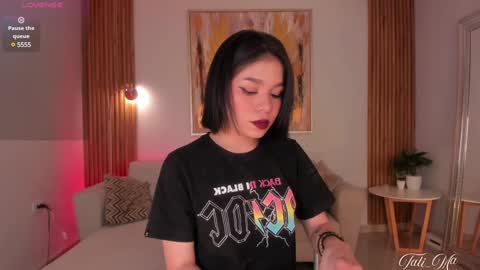 tati_marino online show from 20, 12, 2024