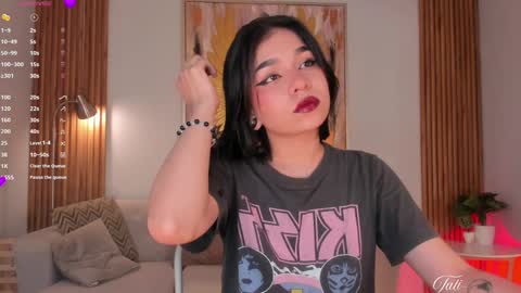 tati_marino online show from 15, 1, 2025