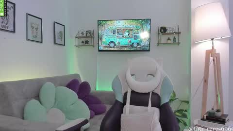 Snapshot of tati_reyes chatting on 15, 3, 2026 Tatiana --- Schedule Monday to Sundays 800 to 200 UTC-5 online show from 15, 3, 2026