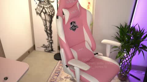 Snapshot of tatiana__cortes18 chatting on 15, 9, 2025 Sofia  But You can call me Sofi online show from 15, 9, 2025