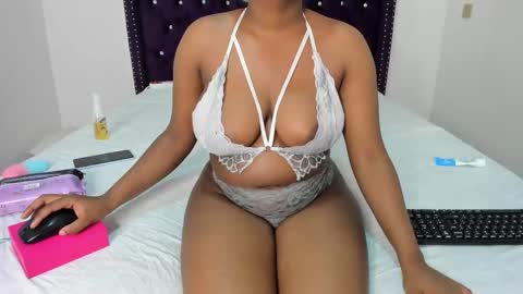 Snapshot of tatiana_storm chatting on 27, 10, 2025 tatiana_storm online show from 27, 10, 2025