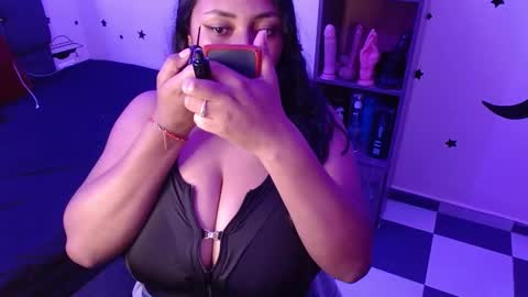 Snapshot of tatiana_wd chatting on 12, 3, 2025 tatiana online show from 12, 3, 2025