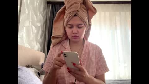 Snapshot of tatianafrohling chatting on 23, 3, 2026 Emely online show from 23, 3, 2026