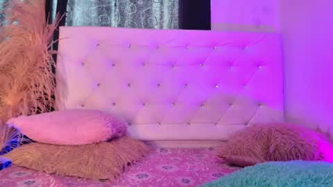 tatix online show from 24, 6, 2026