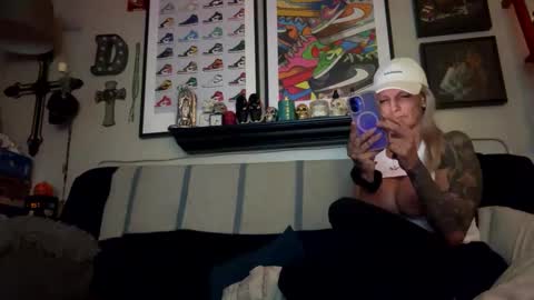 Snapshot of tatsandcock6699 chatting on 21, 2, 2025 tatsandcock6699 online show from 21, 2, 2025