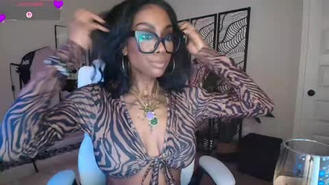 Snapshot of tatted_vixen chatting on 3, 5, 2026 Tatted Queen online show from 3, 5, 2026