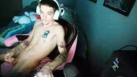 Snapshot of tattedcumdaddy chatting on 26, 2, 2025 tattedcumdaddy online show from 26, 2, 2025