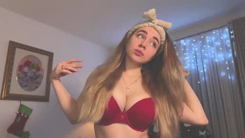 Snapshot of tatti_1 chatting on 30, 12, 2024 Tata online show from 30, 12, 2024