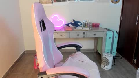 Snapshot of tattoed_bunny9 chatting on 3, 3, 2025 Rose Marie online show from 3, 3, 2025