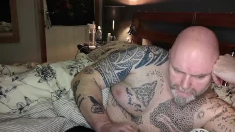 Snapshot of tattooeddilf01 chatting on 9, 12, 2024 Tattooeddilf 01 online show from 9, 12, 2024
