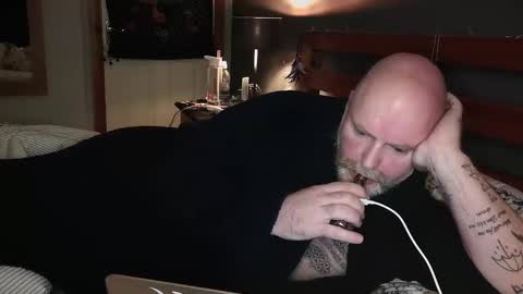 Snapshot of tattooeddilf01 chatting on 11, 12, 2024 Tattooeddilf 01 online show from 11, 12, 2024