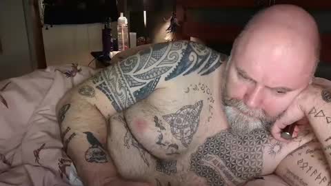 Snapshot of tattooeddilf01 chatting on 26, 12, 2024 Tattooeddilf 01 online show from 26, 12, 2024
