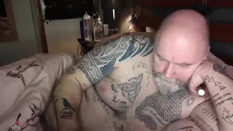 Snapshot of tattooeddilf01 chatting on 28, 12, 2024 Tattooeddilf 01 online show from 28, 12, 2024