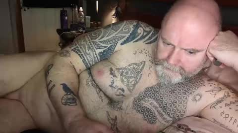Snapshot of tattooeddilf01 chatting on 29, 12, 2024 Tattooeddilf 01 online show from 29, 12, 2024