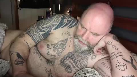 Snapshot of tattooeddilf01 chatting on 1, 1, 2025 Tattooeddilf 01 online show from 1, 1, 2025