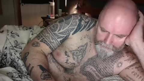 Snapshot of tattooeddilf01 chatting on 6, 1, 2025 Tattooeddilf 01 online show from 6, 1, 2025