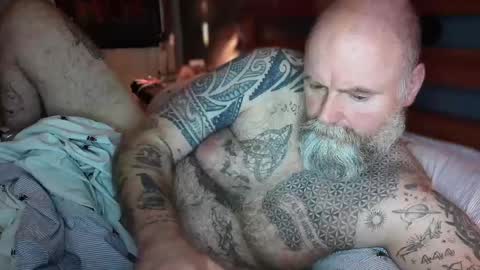 Snapshot of tattooeddilf01 chatting on 12, 9, 2025 Tattooeddilf 01 online show from 12, 9, 2025