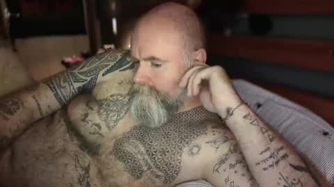 Snapshot of tattooeddilf01 chatting on 14, 9, 2025 Tattooeddilf 01 online show from 14, 9, 2025