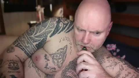 Tattooeddilf 01 online show from 16, 3, 2026