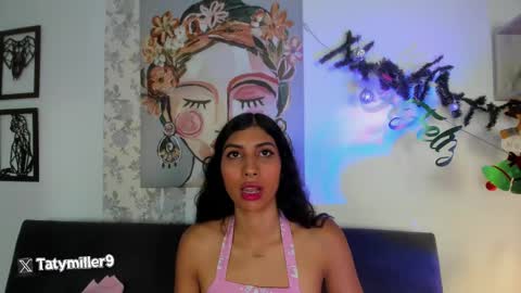 Snapshot of taty_miller chatting on 28, 12, 2024 Taty Miller online show from 28, 12, 2024