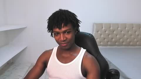 Snapshot of tau_montes chatting on 14, 7, 2026 tau_montes online show from 14, 7, 2026