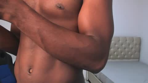 Snapshot of tau_montes chatting on 14, 7, 2026 tau_montes online show from 14, 7, 2026