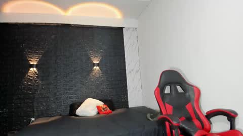 Snapshot of taurus_boy1 chatting on 28, 2, 2026 T A U R U S online show from 28, 2, 2026