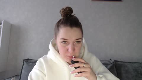 Snapshot of taxxxu chatting on 29, 1, 2025 Diana online show from 29, 1, 2025