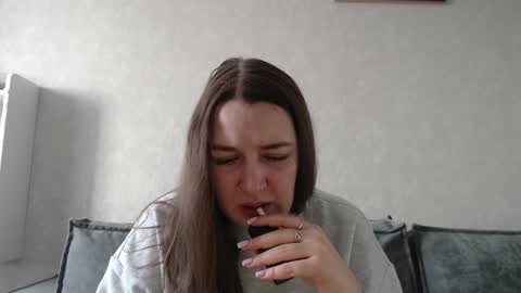 Snapshot of taxxxu chatting on 8, 2, 2025 Diana online show from 8, 2, 2025