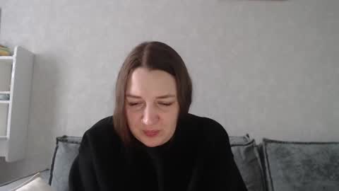 Snapshot of taxxxu chatting on 14, 2, 2025 Diana online show from 14, 2, 2025