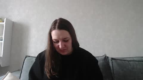 Snapshot of taxxxu chatting on 28, 2, 2025 Diana online show from 28, 2, 2025
