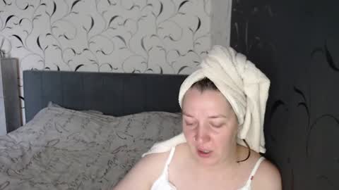 Snapshot of taxxxu chatting on 16, 7, 2026 Diana online show from 16, 7, 2026