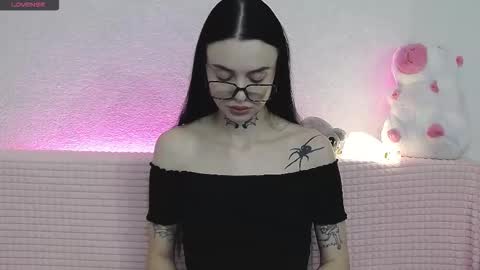 Taya online show from 4, 12, 2025