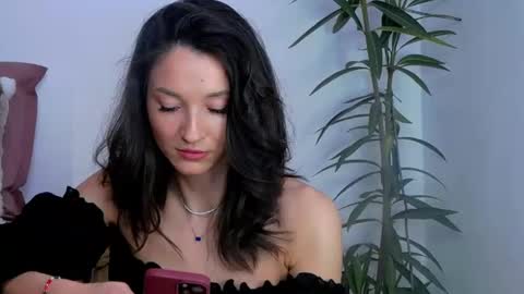 TayaKayan online show from 7, 12, 2024