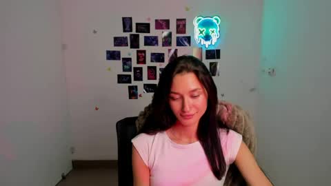 Snapshot of tayavibe chatting on 7, 7, 2026 Taya online show from 7, 7, 2026