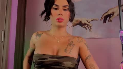 Snapshot of taybunny18 chatting on 22, 9, 2025 online show from 22, 9, 2025