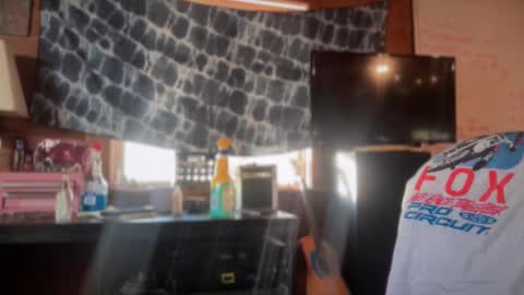 Snapshot of tayl0rx0 chatting on 11, 12, 2024 badgirltay online show from 11, 12, 2024