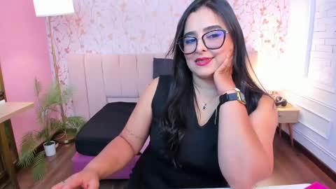 Snapshot of taylor_bennet chatting on 23, 4, 2026 Taylor Bennet online show from 23, 4, 2026