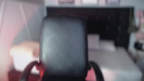 Snapshot of taylor_dolll chatting on 6, 10, 2025 Taylor 3 online show from 6, 10, 2025