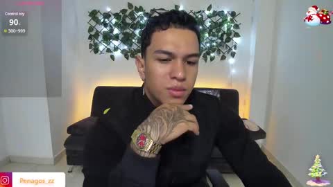 Snapshot of taylor_johnn chatting on 15, 12, 2024 Penagos zz online show from 15, 12, 2024