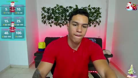 Snapshot of taylor_johnn chatting on 25, 12, 2024 Penagos zz online show from 25, 12, 2024