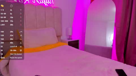 taylor rios online show from 16, 9, 2025