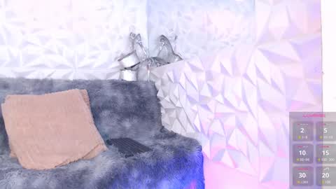 Taylor Sanz online show from 20, 2, 2025