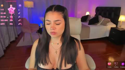 Snapshot of taylor_smith1_ chatting on 21, 4, 2026 Taylor online show from 21, 4, 2026