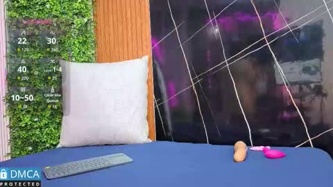 Snapshot of taylorexotic chatting on 7, 10, 2025 Tay online show from 7, 10, 2025