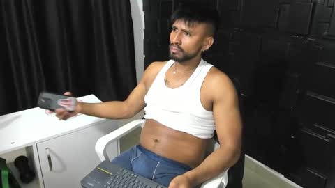 taylormaccurdy_ online show from 11, 9, 2025